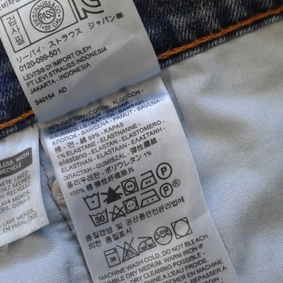 Mens LEVI'S jeans  W50 L30  model 541 - Picture 8 of 9